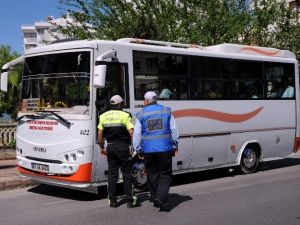 Engelli Yolcuyu Almayan Otobüs Sürücüsüne İdari Para Ve 1 Ay Hizmetten Men Cezası
