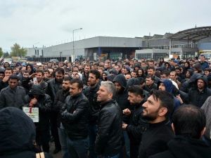 Renault İşçileri Kendi Sendikalarından Şikayetçi