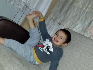 Üzerine Televizyon Devrilen Çocuk Hayatını Kaybetti