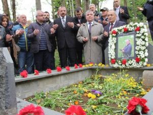 Gazeteci Ahmet Kayacık Vefatının Birinci Yılında Unutulmadı