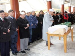 Fatma Nevzer Teyze Hakkın Rahmetine Kavuştu