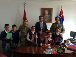 Öğrencilerden Jandarmaya Ziyaret
