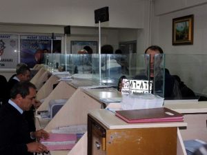 Suriyelilerin Araçlarına Türk Plakası Verilmeye Başlandı