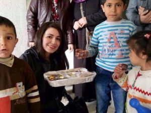 AK Partili Kumbaracı, 23 Nisan’ı Kutladı