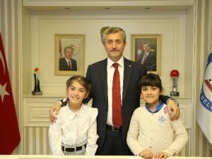 Başkan Tahmazoğlu Koltuğunu Devretti