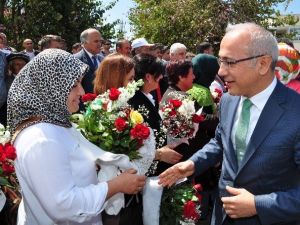 AK Parti’li Lütfi Elvan, Gazipaşa 10. Tarım Fuarının Açılışına Katıldı