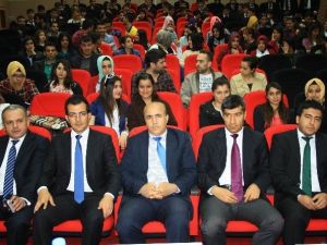 DÜ’de Diyarbakır’ın Turizm Sorunları Paneli Yapıldı