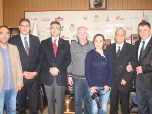 MHP’li Adaylardan Erzurum Gazeteciler Cemiyeti’ne Ziyaret…