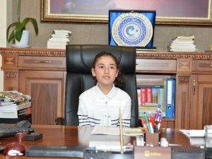 Erzurum’da Temsili Bayan Vali