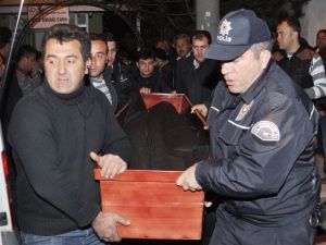 Her Gün Temizlediği Camide Canına Kıydı