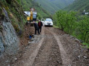 Kabadüz Belediyesi’nin Yol Açma Çalışmaları
