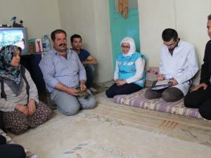 Erenoğlu, Çocuk Bayramında Çocuk Hastaları Ziyaret Etti