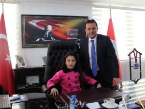 Menderes’te 23 Nisan