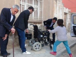 Suriyeli Engelli, Akülü Sandalyesine Kavuştu