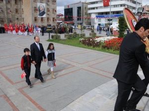 Isparta’da 23 Nisan Kutlamaları