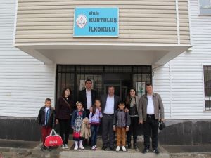 Bitlis Belediyesi Öğrencileri Geziye Gönderdi