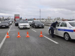 Seydişehir-antalya Yolu Kar Nedeniyle Trafiğe Kapandı