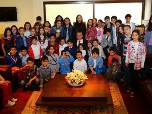 Denizli’de Başkanlık Koltuğuna Üçüncü Sınıf Öğrencisi Oturdu