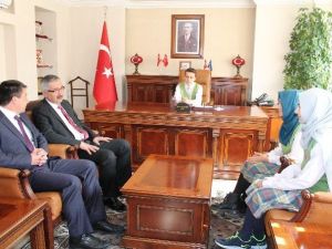 Küçük Niğde Valisi Ana Okullarına Park Yapılmasını İstedi