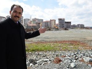 Uşak’ta Kemalöz Mahallesine Modern Pazaryeri