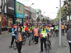 TEMA Sakarya Üyeleri Doğa İçin Pedal Çevirdi