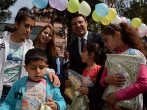 AK Parti’den Çocuklara 23 Nisan Hediyesi