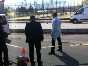 Edirne’de Polis Bıçaklı Saldırganı Bacağından Vurarak Etkisiz Hale Getirdi