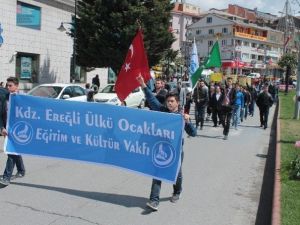 Ülkücüler Ermenistan Bayrağını Yakıp Diasporayı Protesto Etti