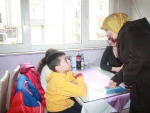 AK Parti Trabzon Milletvekili Adayı Ayşe Sula Köseoğlu’na Ortahisar’dan Büyük Destek