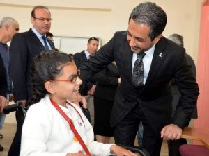 Sadık Atay’dan Küçük İzel’e Bayram Hediyesi