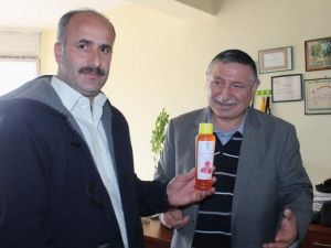 Kuzu Grup Siirt Halkına Gülsuyu Dağıttı