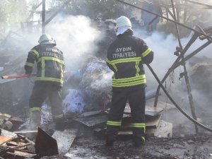Çocuk İşte, Önce Yaktı Sonra Annesine Sarılıp Ağladı