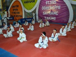 Wushu 23 Nisan Fuarında