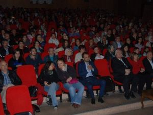 Aydın Türk Eğitim-Sen Türkü ve Şiir Gecesinde Bir Araya Geldi