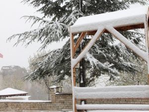 Nisan Karı Harput’u Beyaza Bürüdü
