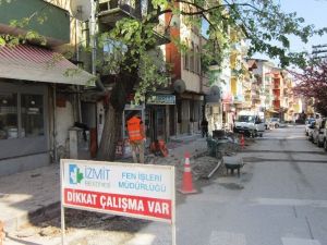 İzmit’in Caddeleri Yenileniyor