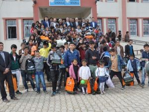 Kahta Kaymakamı Güdülge İlkokulu’nu Ziyaret Etti