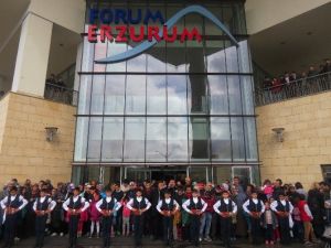 Forum Erzurum’da Muhteşem 23 Nisan