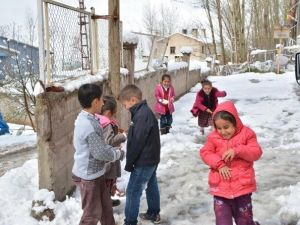 Çatak’ta Kar Yağışı