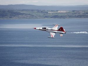 Türk Yıldızlarının Provası Bile İlgi İle İzlendi