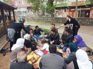 Onbinlerce Kişiye Kandil Simidi Dağıtıldı