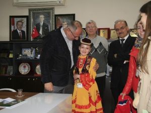 Dünya Çocukları Adapazarı Belediyesi’nde