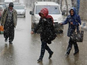 Nisan Karı Yüksekovalıları Hazırlıksız Yakaladı