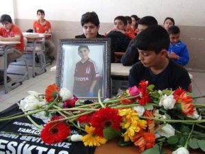 Batuhan’ın Sınıfında Hüzünlü Tören