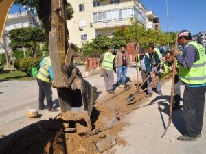 Elektrik Hattı Çalışmasında Tahrip Olan Caddelerde Çalışma Başlatıldı