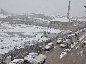 Patnos’ta Kar Yağışı