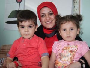 AK Parti Trabzon Milletvekili Adayı Ayşe Sula Köseoğlu’nu Çarşıbaşı Bağrına Bastı