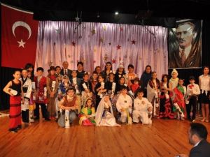 “Bugün Benim Doğum Günüm” Adlı Oyun Sahnelendi