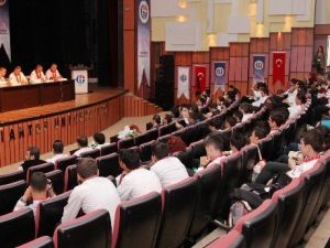 GAÜN’de Turizm Paneli