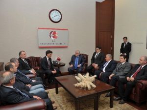 Balkan Türkleri Konfederasyonu Vali Tuna’yı Ziyaret Etti